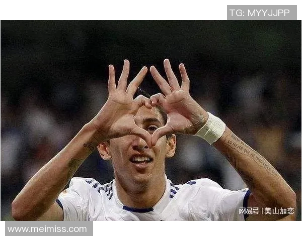 球星花式足球进球技巧大揭秘,炫酷动作与精妙配合带你领略巅峰之美